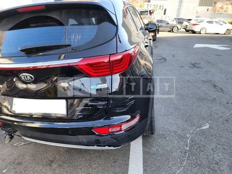 Photo 2 of 27: 2018 Kia Sportage, VIN KNAP6815GJK389972 — Korean insurance auction