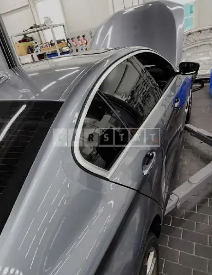 Photo 2 of 9: 2018 BMW 520d xDrive, VIN WBAJC5104JG861646 — Korean insurance auction