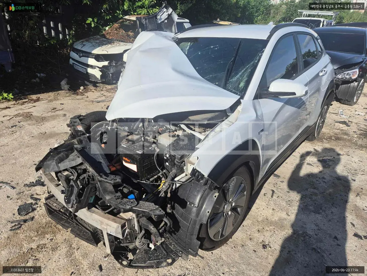 Photo 2 of 24: 2020 Hyundai Kona Electric, VIN KMHK281GFLU106781 — Korean insurance auction