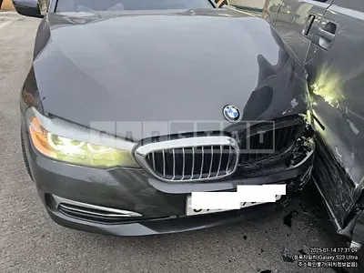 Photo 1 of 8: 2020 BMW 520i Luxury — Korean insurance auction