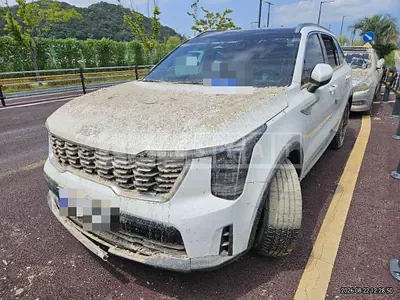 Photo 1 of 10: 2025 Kia Sorento Hybrid — Korean insurance auction