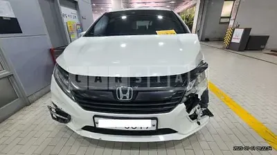 Photo 1 of 45: 2016 Honda Odyssey, VIN 5KBRL6880KB600849 — Korean insurance auction