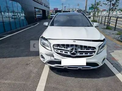 Photo 1 of 30: 2019 Mercedes-Benz GLA220 — Korean insurance auction