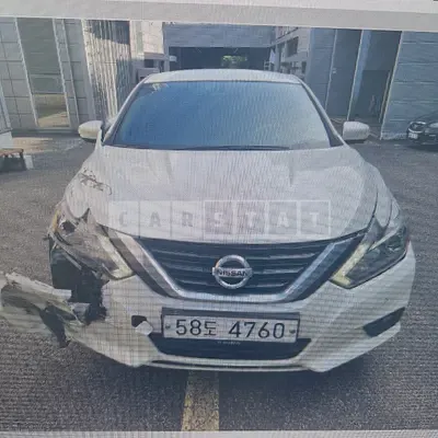 Photo 1 of 32: 2018 Nissan Altima 2.5 — Korean insurance auction