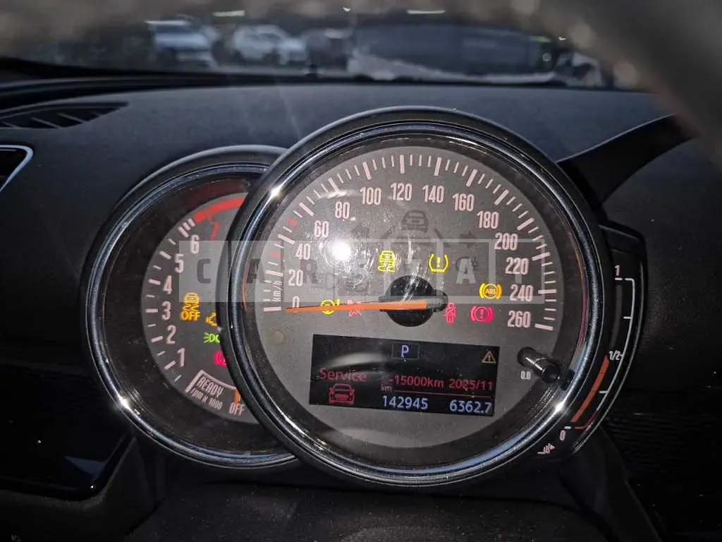 Photo 2 of 7: 2018 MINI Cooper Clubman — Korean insurance auction