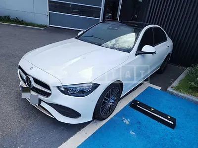 Photo 1 of 31: 2024 Mercedes-Benz C 300 4Matic — Korean insurance auction