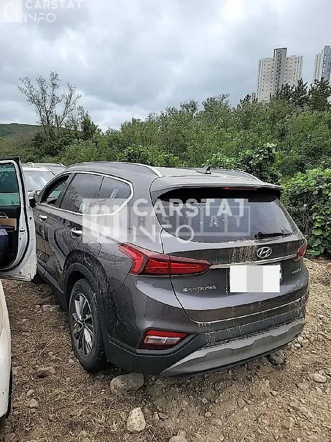 Photo 2 of 8: 2018 Hyundai Simp Santa Fe 2.0 (4WD) — Korean insurance auction