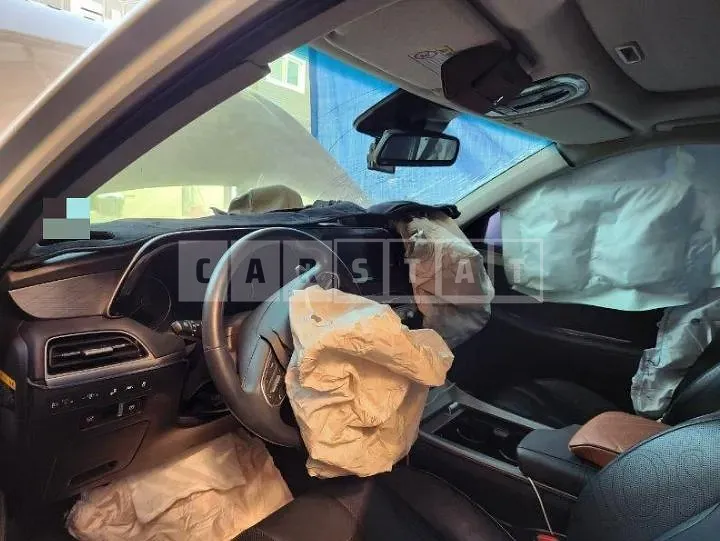 Photo 2 of 8: 2020 Hyundai Palisade 2.2 — Korean insurance auction