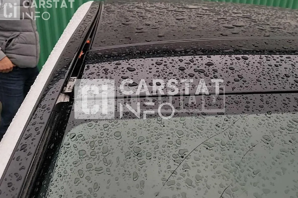 Photo 2 of 31: 2019 Mercedes-Benz E300, VIN WDDZF4JB6KA633330 — Korean insurance auction