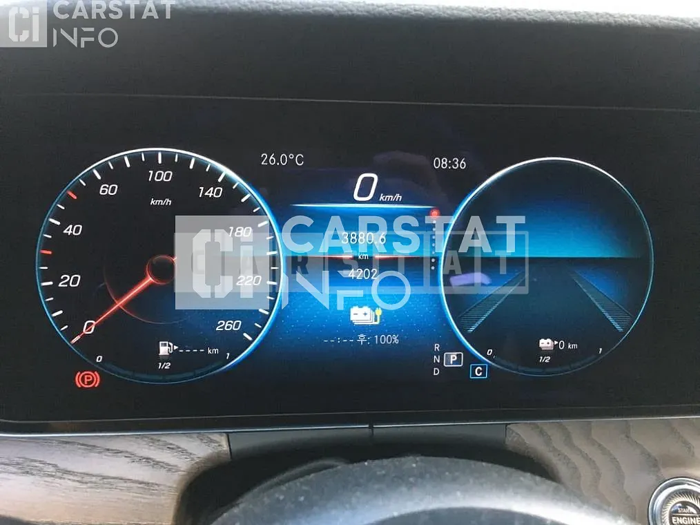Photo 2 of 5: 2022 Mercedes-Benz E300e 4Matic, VIN W1KZF5EB0NB034230 — Korean insurance auction