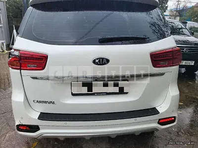 Photo 1 of 12: 2020 Kia Carnival 9 Seater, VIN KNAME81ABLS655153 — Korean insurance auction
