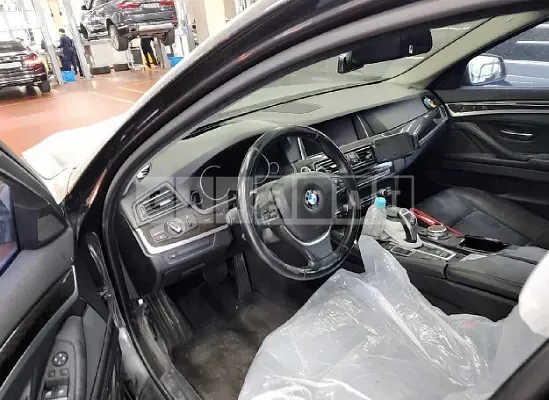 Photo 2 of 50: 2015 BMW 528i, VIN WBA5A5101FD939977 — Korean insurance auction