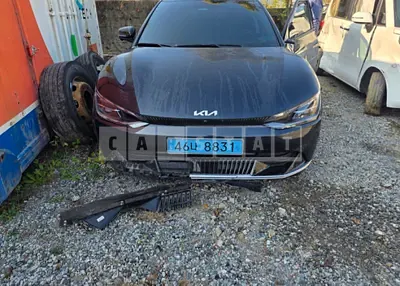 Photo 1 of 19: 2022 Kia EV6 — Korean insurance auction