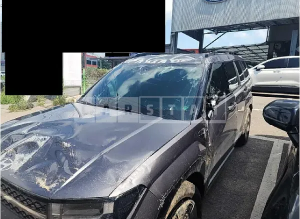 Photo 2 of 21: 2024 Hyundai Santa Fe — Korean insurance auction