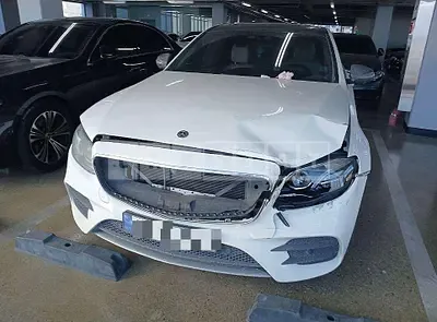 Photo 1 of 16: 2019 Mercedes-Benz E300 — Korean insurance auction