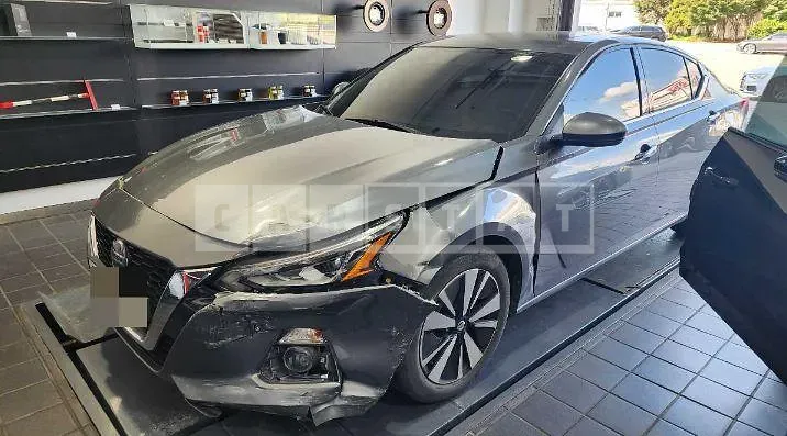 Photo 2 of 22: 2019 Nissan Altima 2.5 — Korean insurance auction