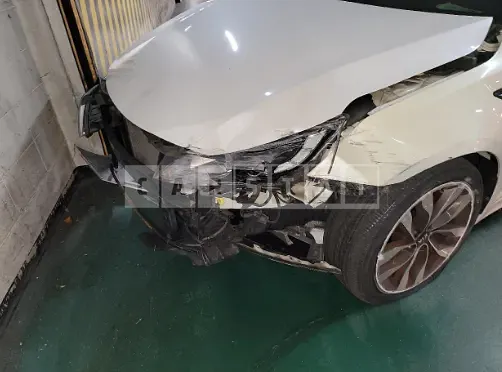 Photo 2 of 9: 2015 Kia K5, VIN KNAGM419BFA602760 — Korean insurance auction