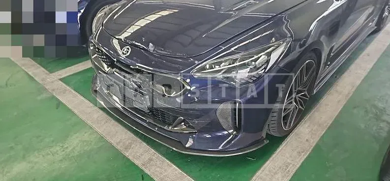 Photo 2 of 18: 2017 Kia Stinger 3.3 — Korean insurance auction