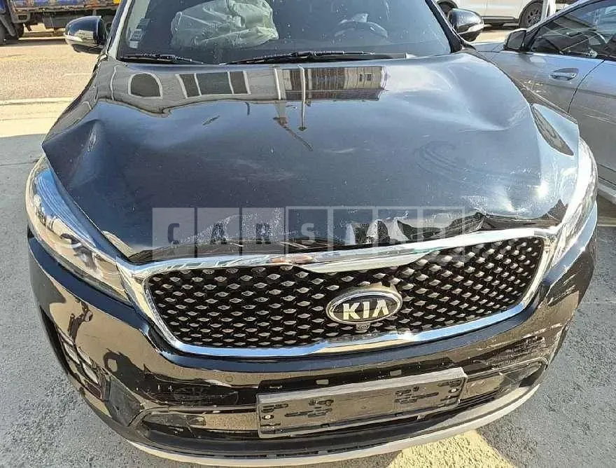 Photo 2 of 16: 2017 Kia Sorento — Korean insurance auction