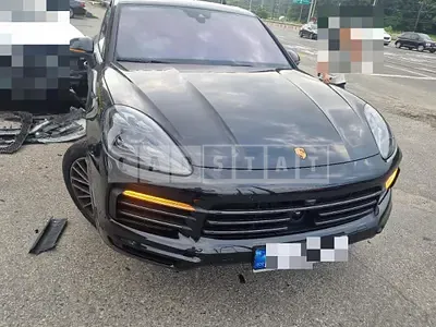 Photo 1 of 27: 2023 Porsche Cayenne E-Hybrid, VIN WP1AE29Y9PDA15690 — Korean insurance auction
