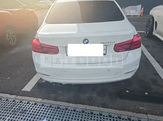 Photo 2 of 19: 2018 BMW 320d — Korean insurance auction