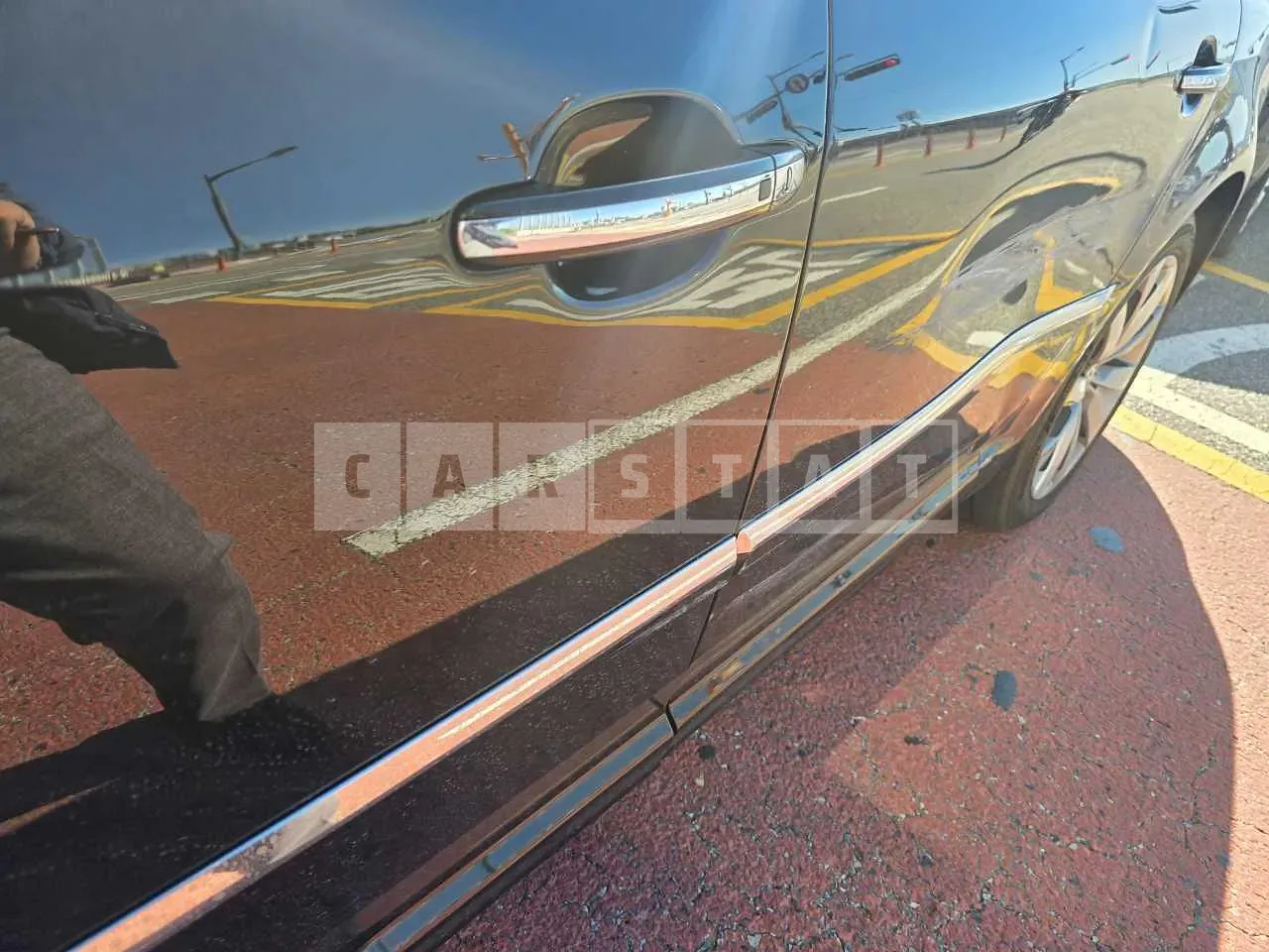 Photo 2 of 12: 2015 Volkswagen Phaeton 3.0 TDI, VIN WVWZZZ3DZF8001612 — Korean insurance auction