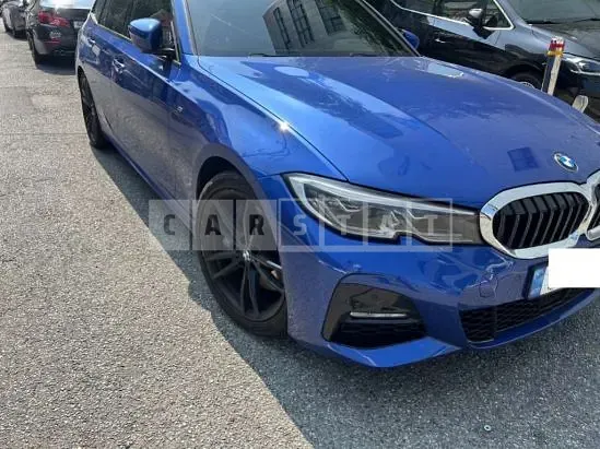 Photo 2 of 45: 2022 BMW 320i Touring — Korean insurance auction
