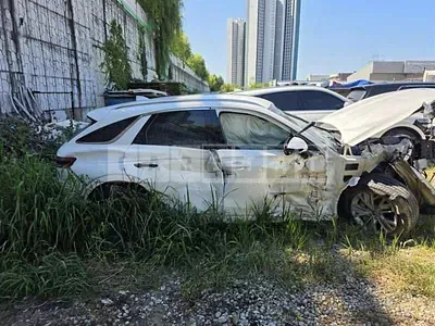 Photo 1 of 25: 2025 Genesis GV70 2.5T — Korean insurance auction
