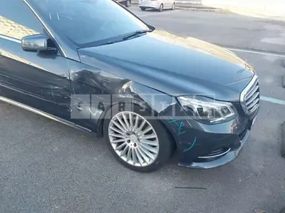 Photo 1 of 15: 2016 Mercedes-Benz E 300, VIN WDDHF5FB0GB192306 — Korean insurance auction