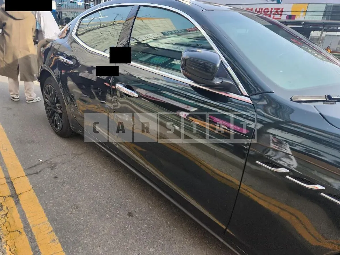 Photo 2 of 4: 2015 Maserati Ghibli, VIN ZAM57XSA8F1163039 — Korean insurance auction