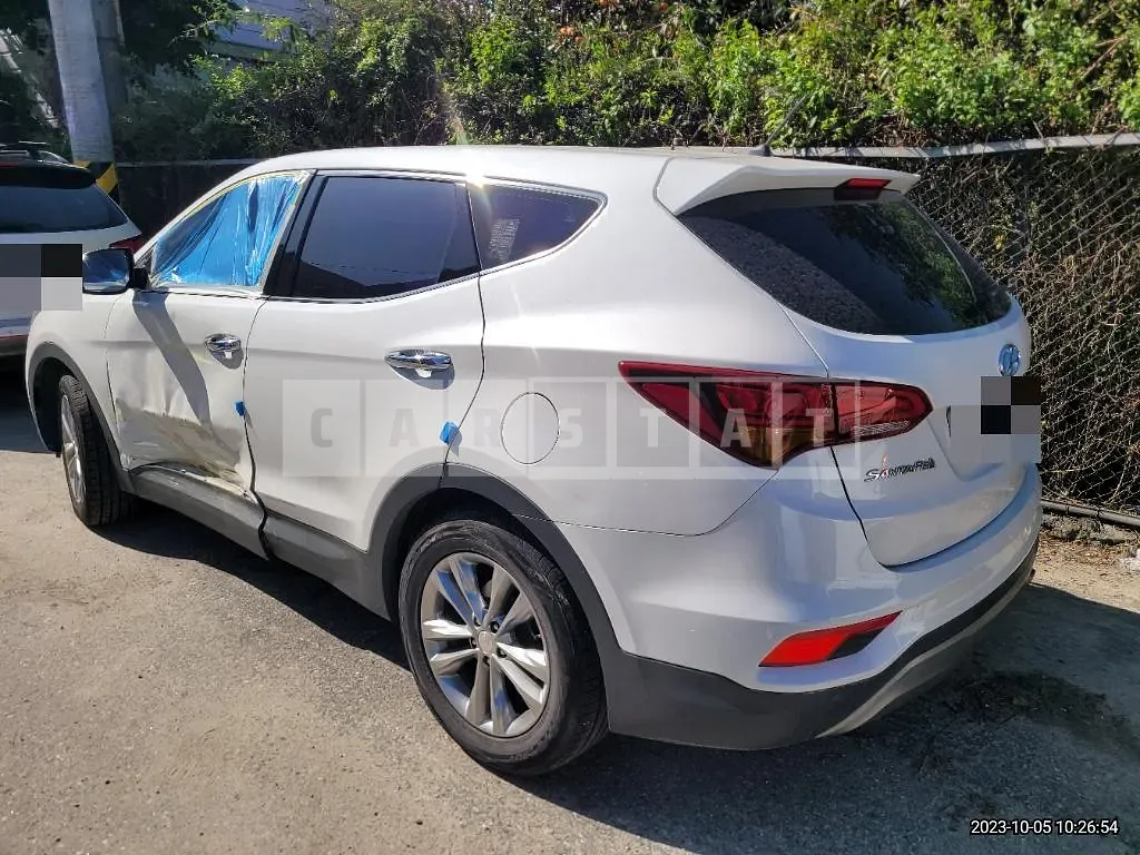 Photo 2 of 13: 2016 Hyundai Santa Fe DM 2.0, VIN KMHSU81UBGU659504 — Korean insurance auction