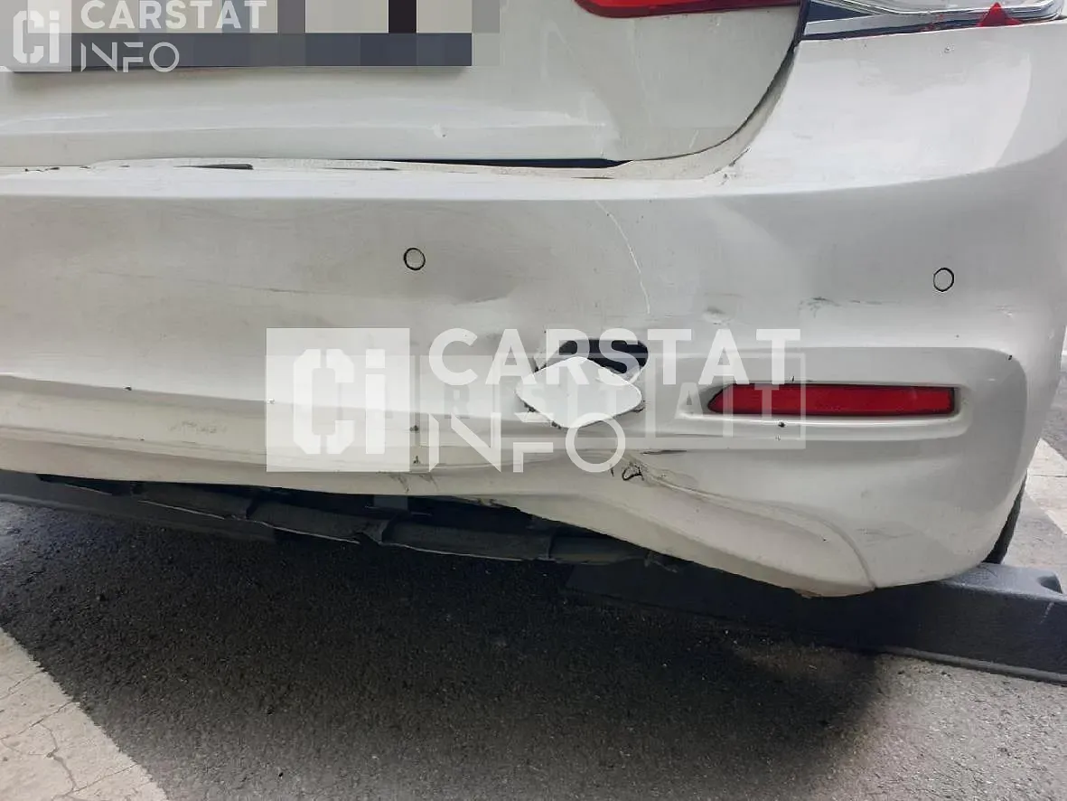 Photo 2 of 10: 2015 BMW 320d, VIN WBA8C5104GK633635 — Korean insurance auction
