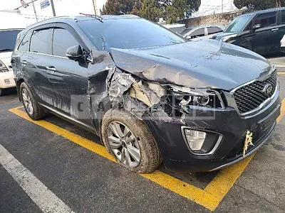 Photo 1 of 48: 2016 Kia Sorento, VIN KNAPS81ADGA269800 — Korean insurance auction