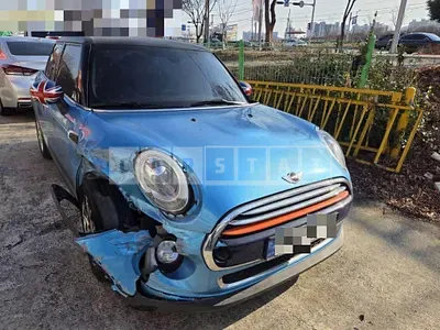 Photo 1 of 13: 2016 MINI 미니 쿠퍼 파이브-도어 — Korean insurance auction