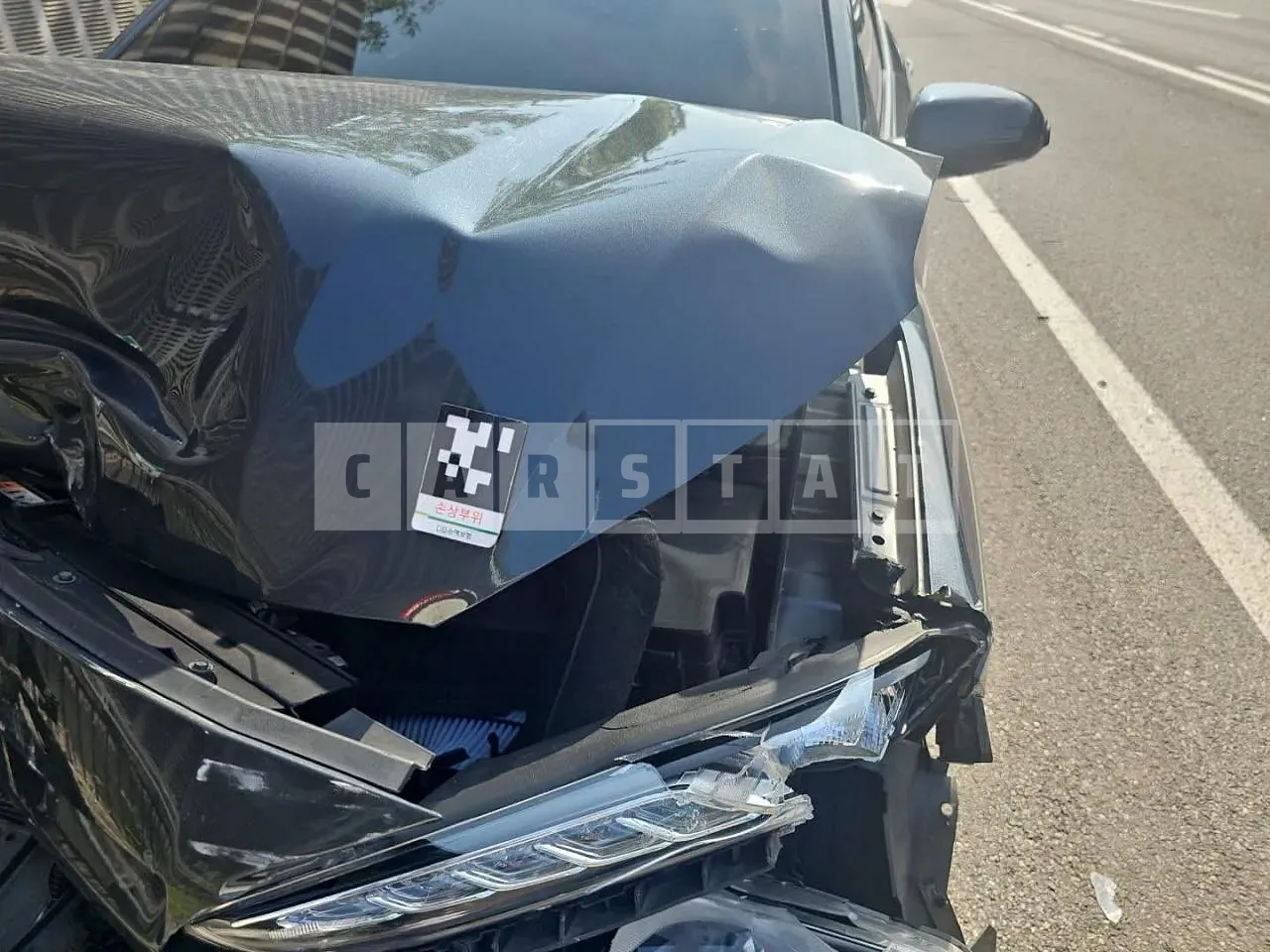 Photo 2 of 14: 2019 Hyundai Kona, VIN KMHK4815GKU402810 — Korean insurance auction