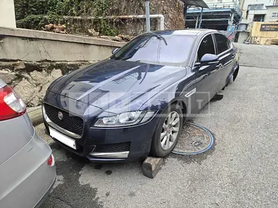 Photo 1 of 11: 2017 Jaguar XF 20d, VIN SAJBA4BN5HCY38610 — Korean insurance auction
