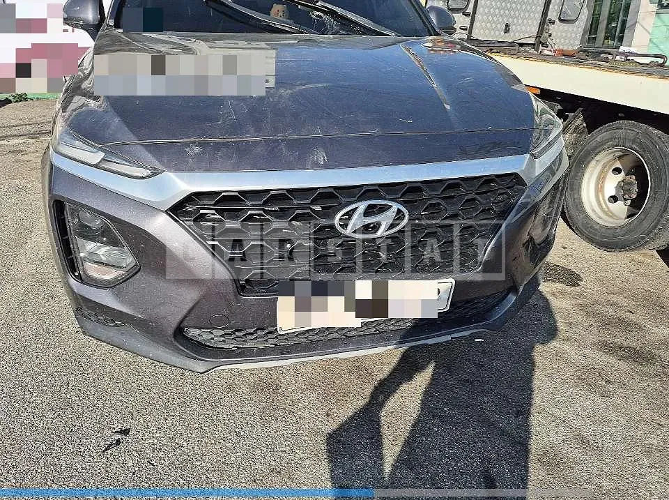 Photo 2 of 43: 2018 Hyundai Santa Fe TM — Korean insurance auction