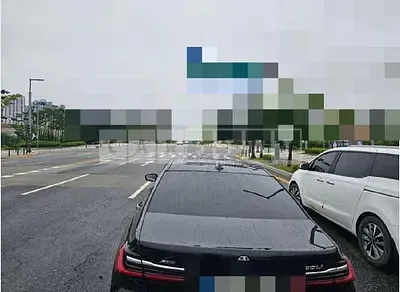 Photo 1 of 8: 2019 BMW 750Li xDrive Design Pure E — Korean insurance auction