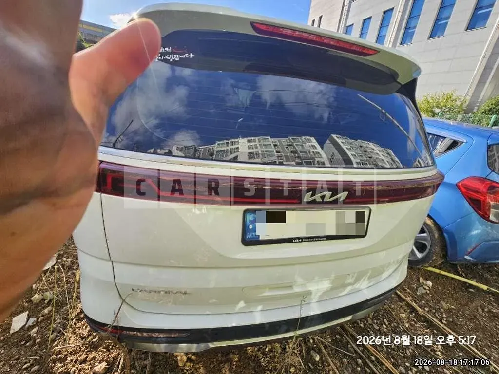 Photo 2 of 16: 2022 Kia Carnival Gasoline 3.5 — Korean insurance auction