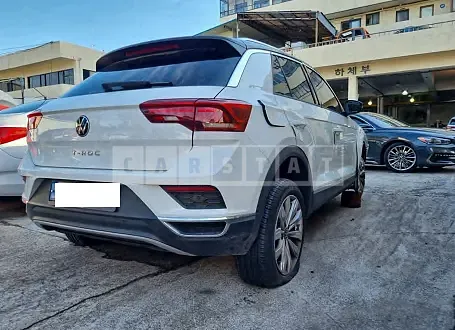 Photo 2 of 21: 2022 Volkswagen T-Roc 2.0 TDI, VIN WVGZZZA1ZNV008628 — Korean insurance auction