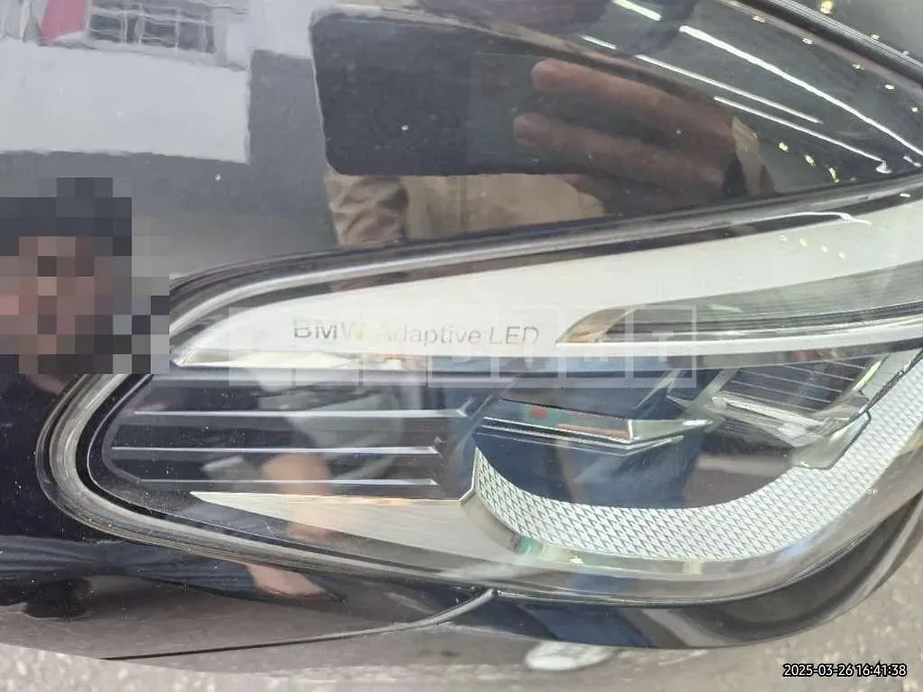 Photo 2 of 3: 2017 BMW (parts) 520d Headlamp — Korean insurance auction