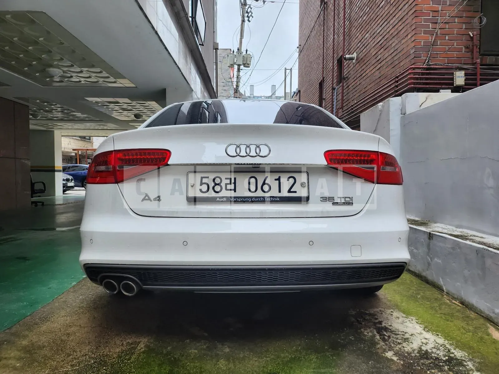 Photo 2 of 7: 2015 Audi A4 35 TDI quattro, VIN WAUZZZ8K3GA011647 — Korean insurance auction