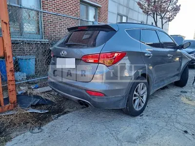 Photo 1 of 6: 2015 Hyundai Santa Fe DM 2.0 — Korean insurance auction