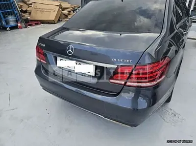 2016 Mercedes-Benz E250 BlueTEC 4Matic