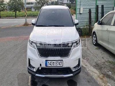 Photo 1 of 46: 2022 Kia Carnival, VIN KNANC81BBNS142872 — Korean insurance auction