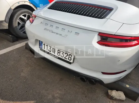 Photo 2 of 6: 2017 Porsche 911 Carrera S Cabriolet — Korean insurance auction