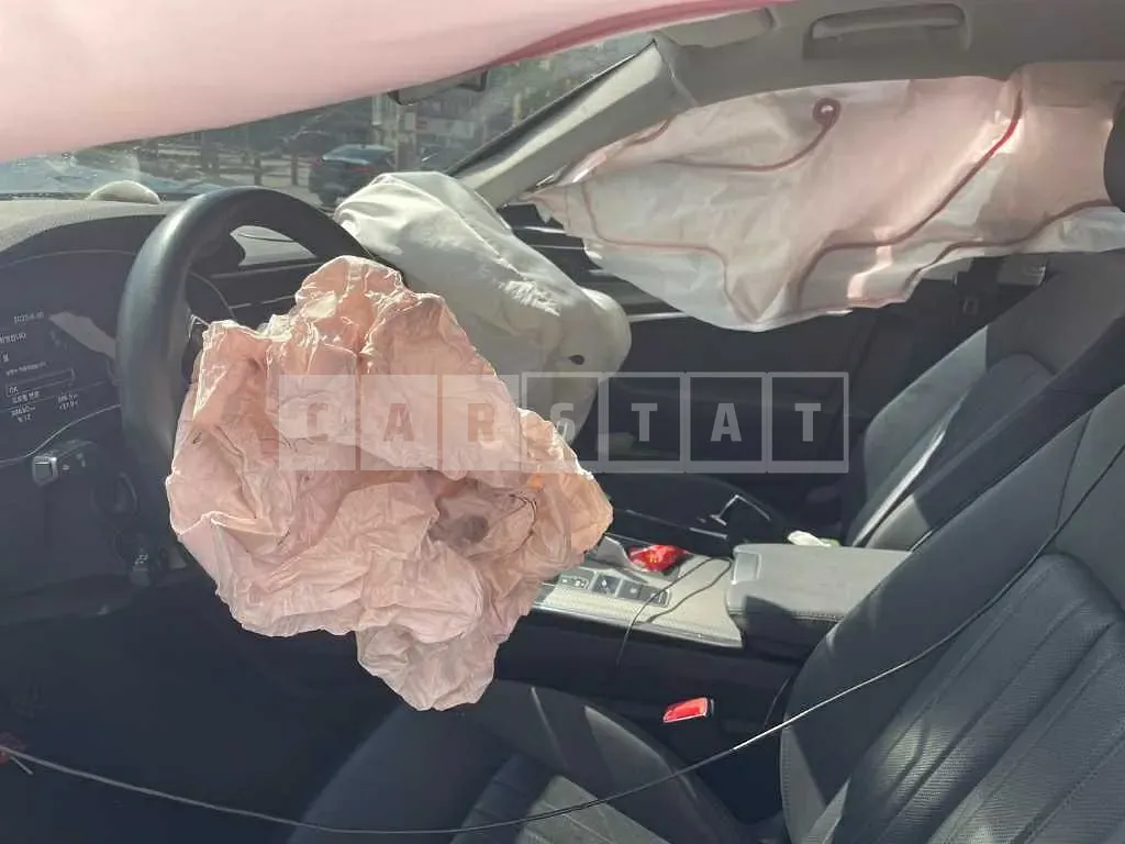 Photo 2 of 14: 2020 Audi A6 45 TFSI — Korean insurance auction