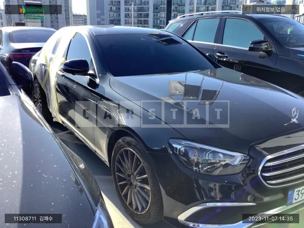 Photo 2 of 10: 2022 Mercedes-Benz E250, VIN W1KZF4FBXNB084514 — Korean insurance auction