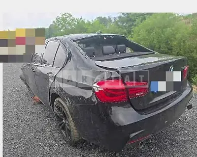 Photo 1 of 17: 2018 BMW 320i — Korean insurance auction