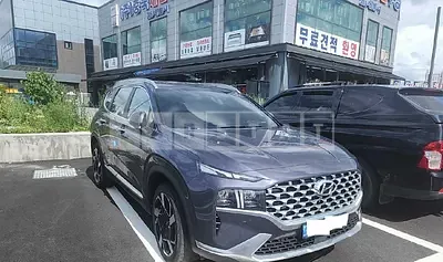 Photo 1 of 6: 2021 Hyundai Santa Fe, VIN KMHS381HGMU396337 — Korean insurance auction